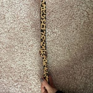 Leopard print belt